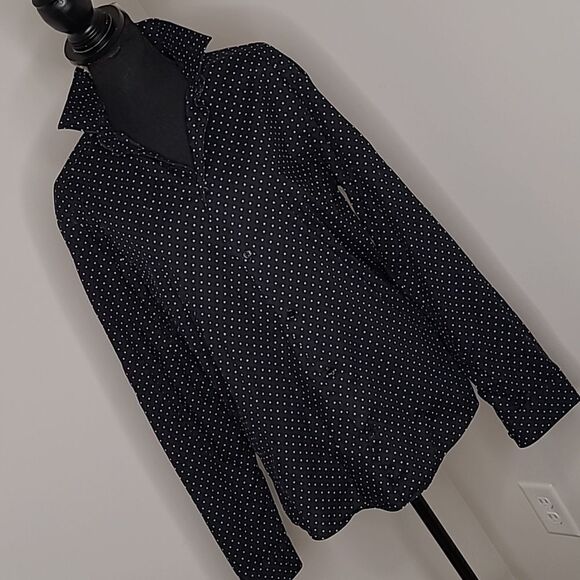 H&M sz M button front with collar - Picture 1 of 9